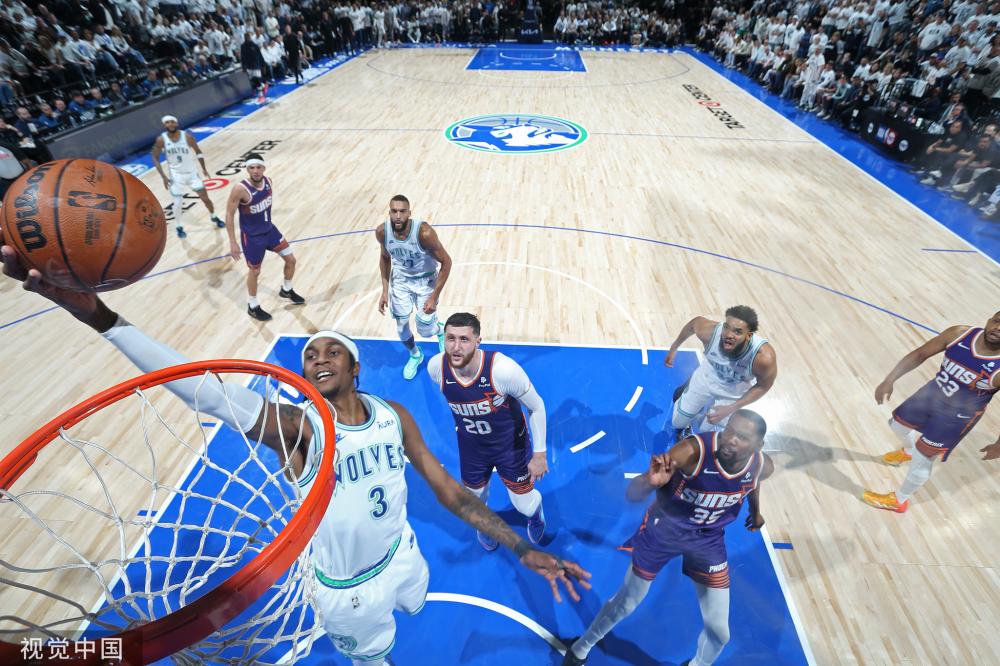 他的多面性 他的多面性