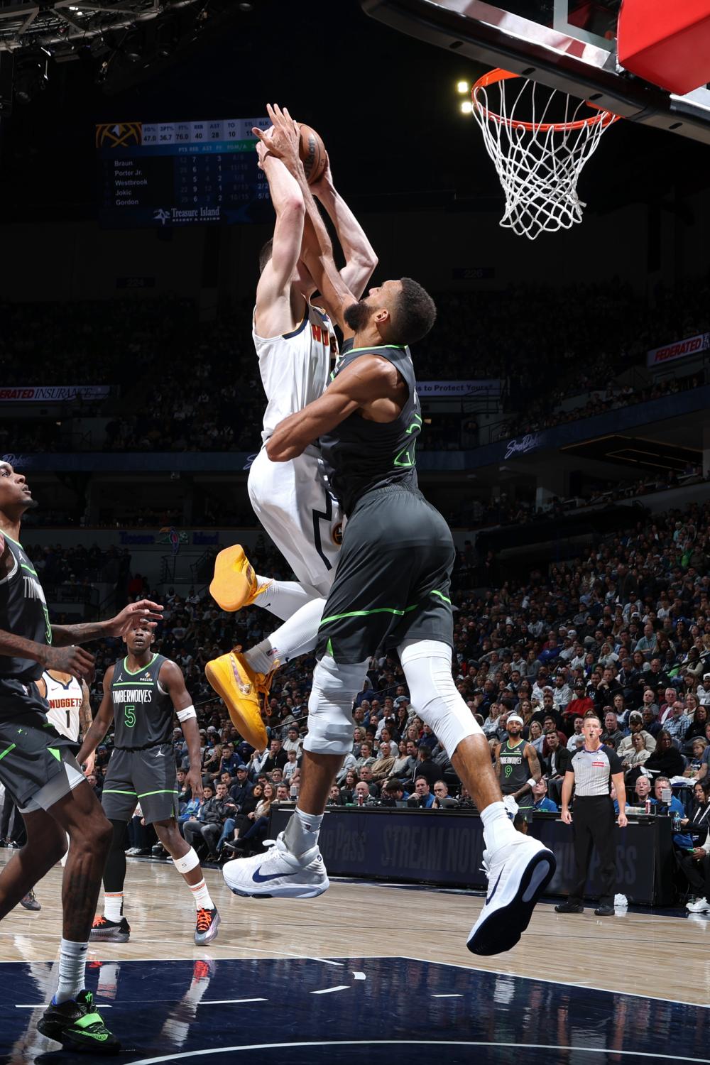 在这场比赛 在这场比赛